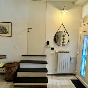 La Piramide Guest house Manarola
